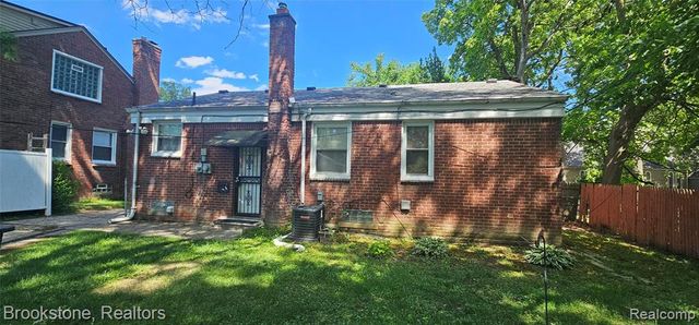17137 Pierson Street, Detroit, MI 48219
