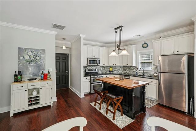 4819 Clarkstone Drive, Flowery Branch, GA 30542