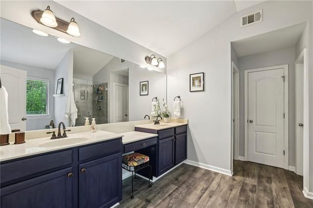 4819 Clarkstone Drive, Flowery Branch, GA 30542