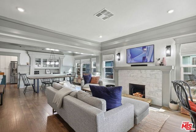 3878 S Harvard Boulevard, Los Angeles, CA 90062