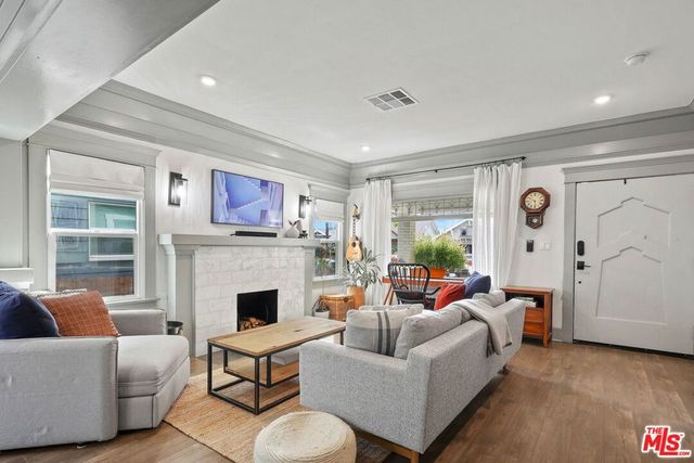 3878 S Harvard Boulevard, Los Angeles, CA 90062