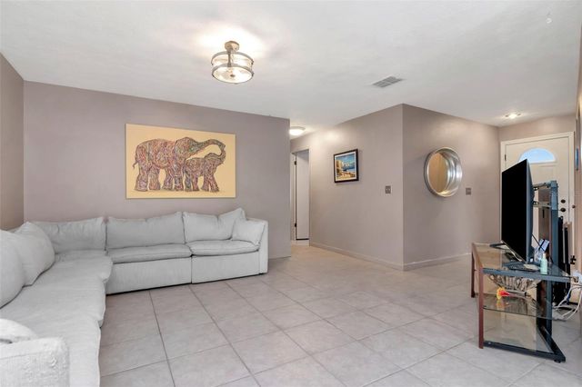 12418 84TH, Largo, FL 33773