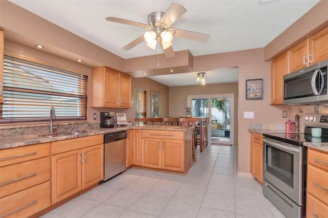 12418 84TH, Largo, FL 33773