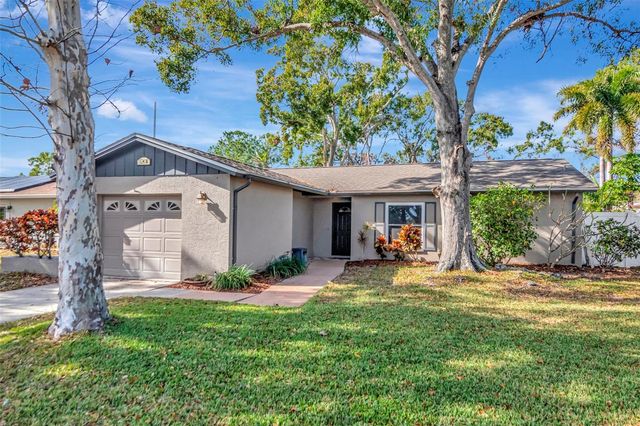 12418 84TH, Largo, FL 33773