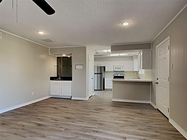 3310 Hampton Drive, Missouri City, TX 77459