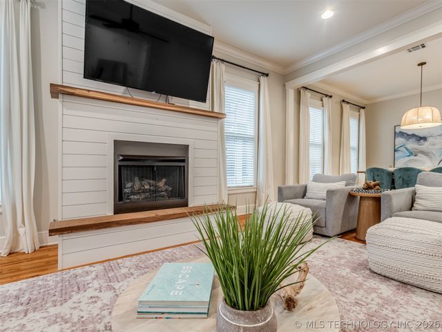 25 Boulevard, Carlton Landing, OK 74432