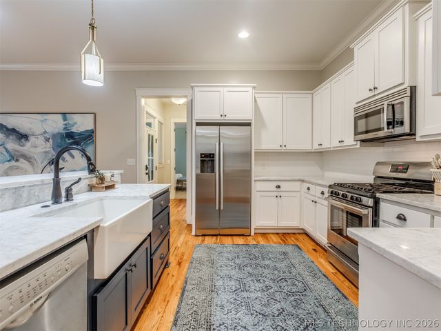 25 Boulevard, Carlton Landing, OK 74432