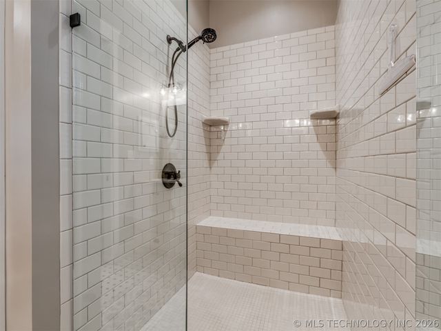 25 Boulevard, Carlton Landing, OK 74432