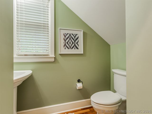 25 Boulevard, Carlton Landing, OK 74432