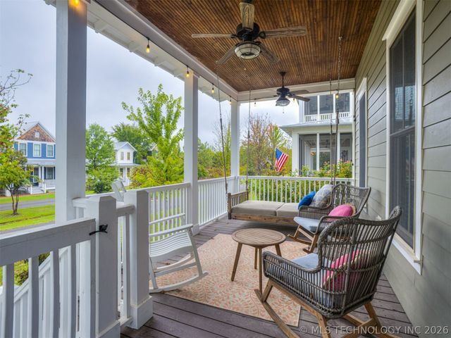 25 Boulevard, Carlton Landing, OK 74432