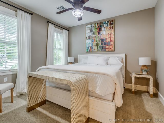 25 Boulevard, Carlton Landing, OK 74432