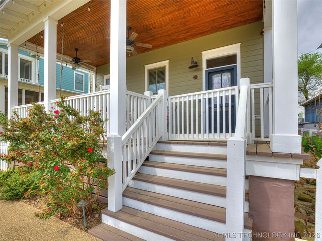 25 Boulevard, Carlton Landing, OK 74432