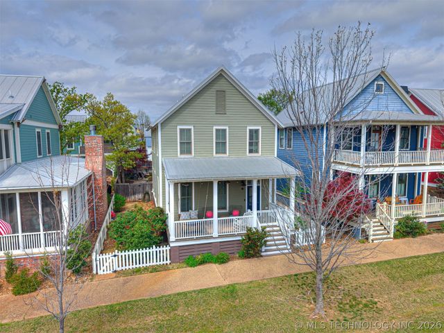 25 Boulevard, Carlton Landing, OK 74432