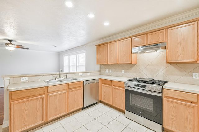 15023 Roche Rock Drive, Humble, TX 77396