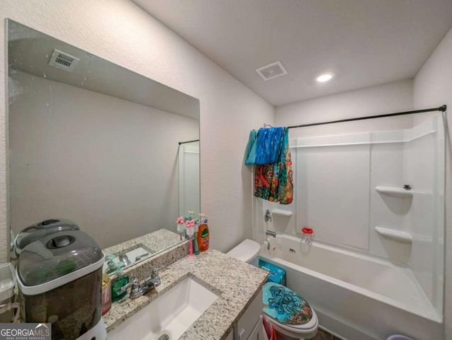 653 Meadows Farm Way, Monroe, GA 30655
