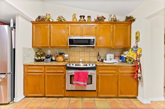 241 Chenoweth Dr, Corpus Christi, TX 78404