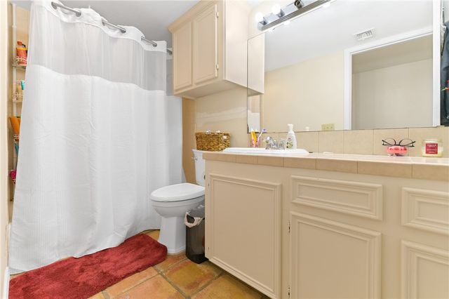 241 Chenoweth Dr, Corpus Christi, TX 78404