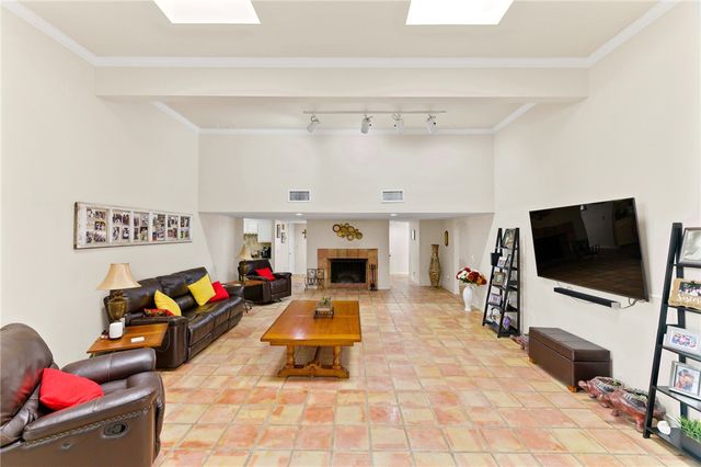 241 Chenoweth Dr, Corpus Christi, TX 78404