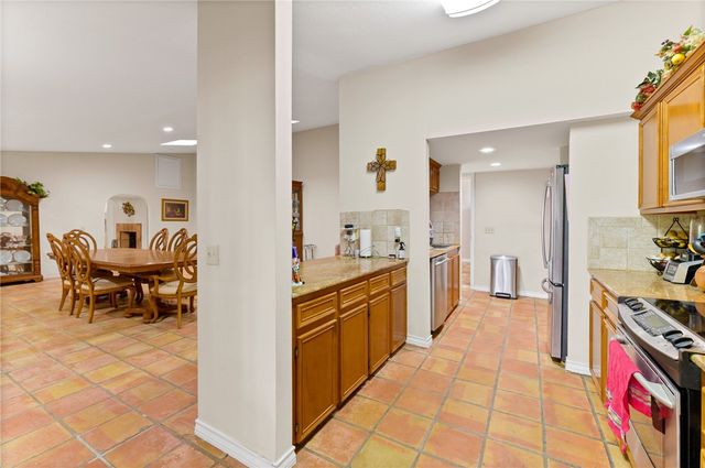 241 Chenoweth Dr, Corpus Christi, TX 78404