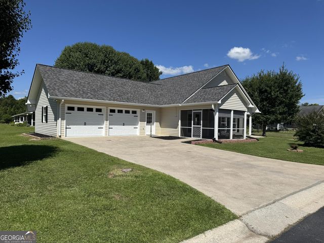 64 Mountain Village Way, Blue Ridge, GA 30513