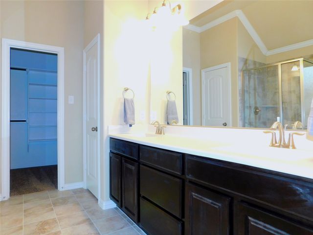 3921 Roxbury Street, Denton, TX 76210