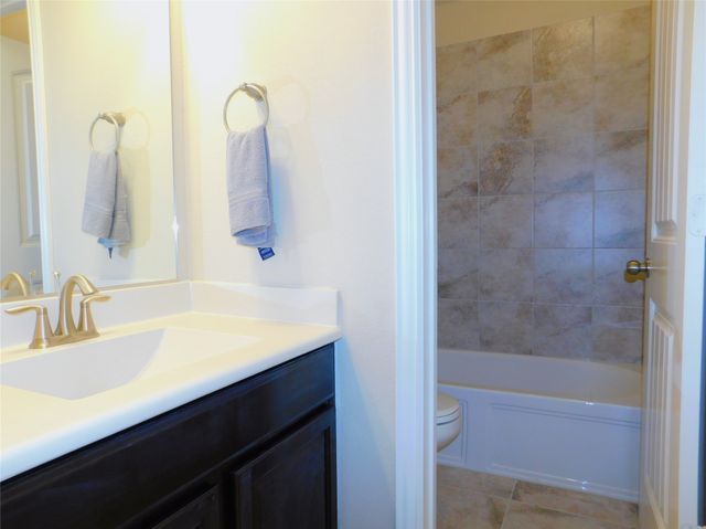 3921 Roxbury Street, Denton, TX 76210