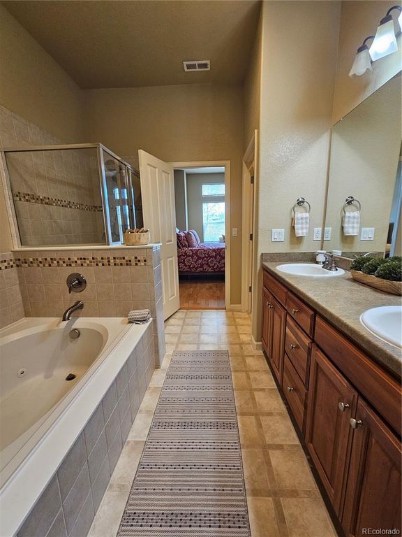 Image 16 of property listing at 9632 W Indore Drive, Littleton, CO 80128