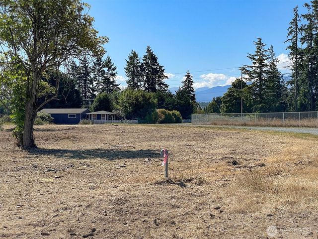 114 Leprechaun Lane, Port Angeles, WA 98362