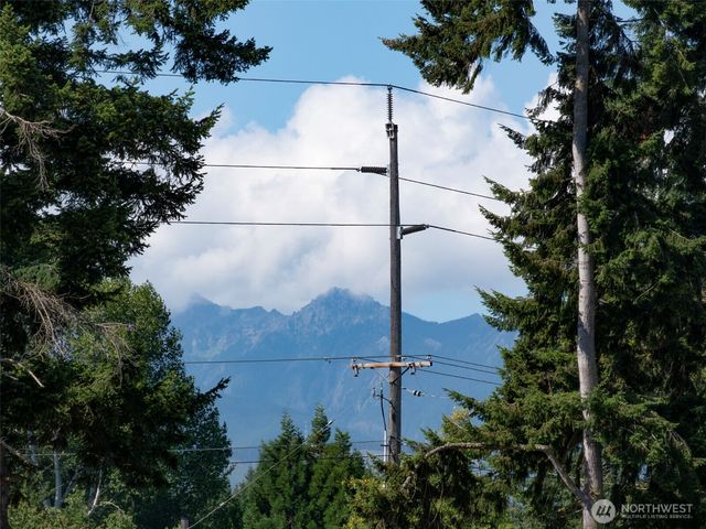 114 Leprechaun Lane, Port Angeles, WA 98362