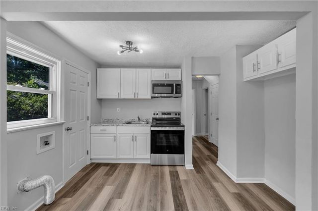 607 Sterling ST, Norfolk, VA 23505