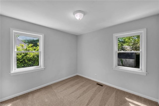 607 Sterling ST, Norfolk, VA 23505