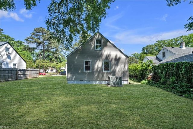 607 Sterling ST, Norfolk, VA 23505