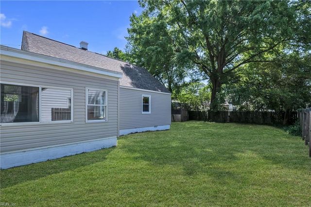 607 Sterling ST, Norfolk, VA 23505