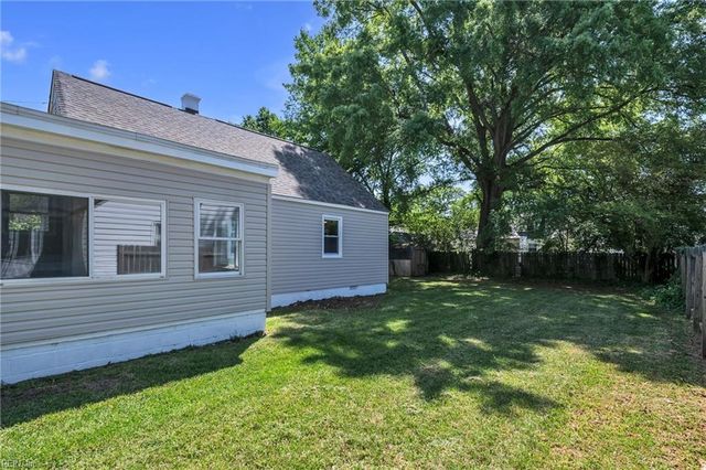 607 Sterling ST, Norfolk, VA 23505