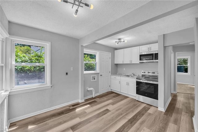 607 Sterling ST, Norfolk, VA 23505