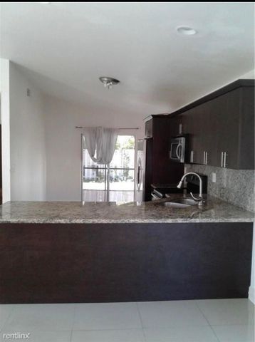 14025 Langley Place, Davie, FL 33325