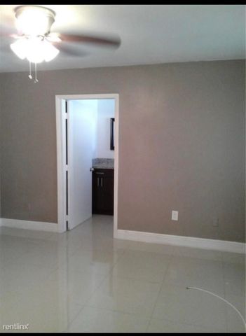 14025 Langley Place, Davie, FL 33325