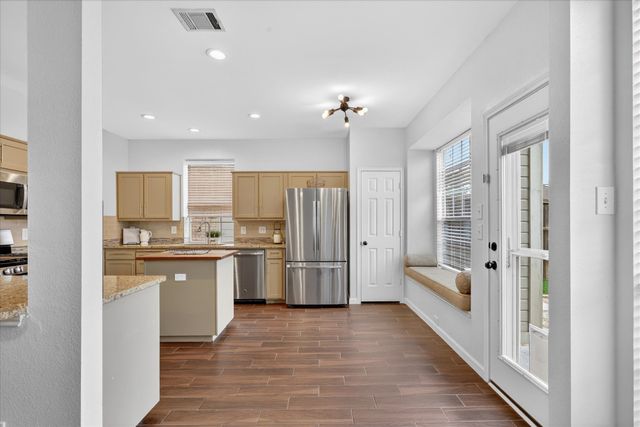 933 Highgate Drive, Lewisville, TX 75067
