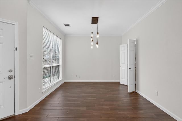 933 Highgate Drive, Lewisville, TX 75067