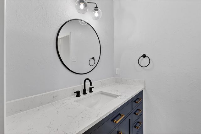 933 Highgate Drive, Lewisville, TX 75067