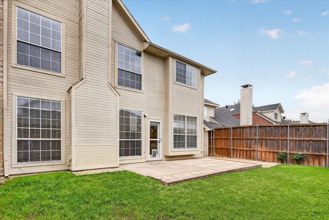 933 Highgate Drive, Lewisville, TX 75067