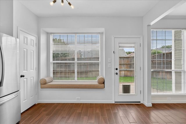 933 Highgate Drive, Lewisville, TX 75067