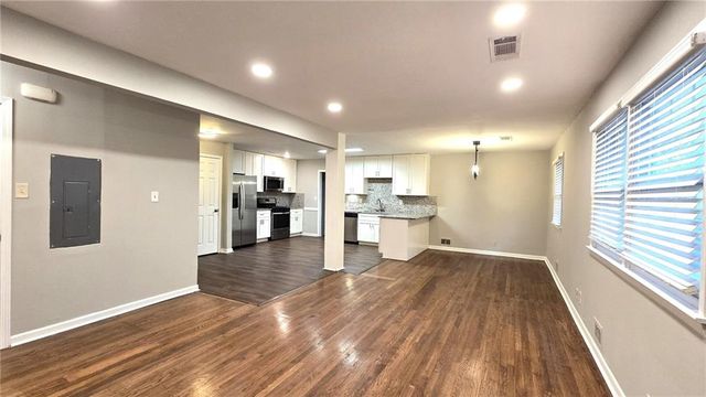 849 Capitol View Avenue NW, Atlanta, GA 30318
