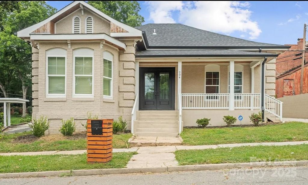 204 W Wade Street, Wadesboro, NC 28170