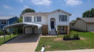 8559 Red Willow DR, Austin, TX 78736