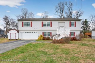 15 Wright Avenue, Hyde Park, NY 12538