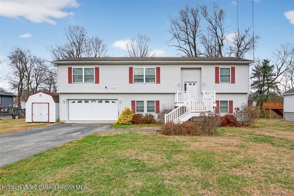 15 Wright Avenue, Hyde Park, NY 12538