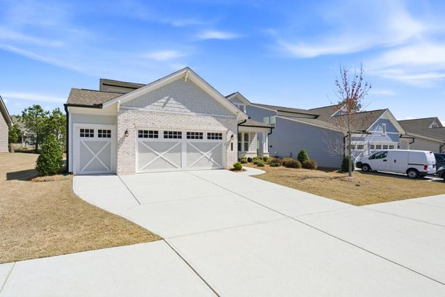 253 Chatuge Drive, Hoschton, GA 30548