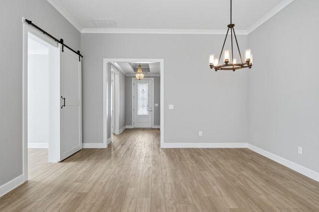 253 Chatuge Drive, Hoschton, GA 30548