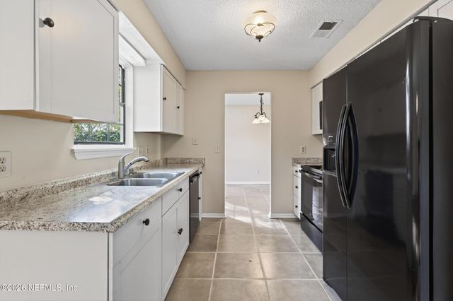 10931 MANDARIN STATION Drive E, Jacksonville, FL 32257